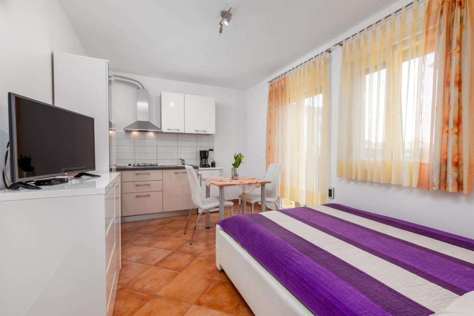 Apartment Manuela *