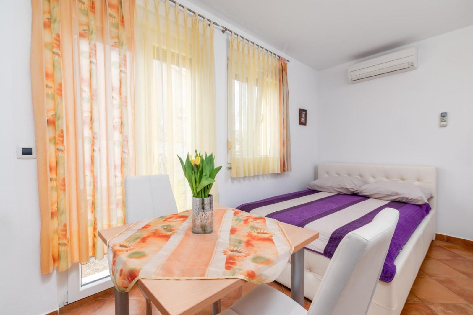 Manuela Apartment Pula
